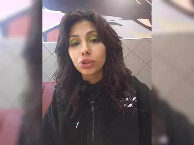 Tinablackkk from BongaCams is Freechat
