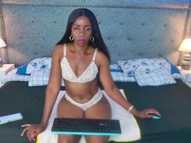 TinnaTaylor from BongaCams is Freechat
