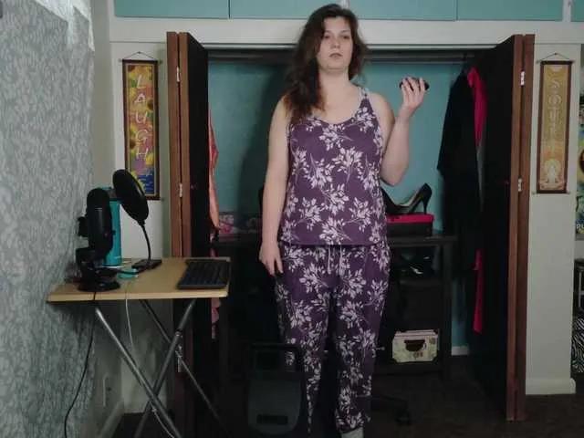 TreeJeanne from BongaCams