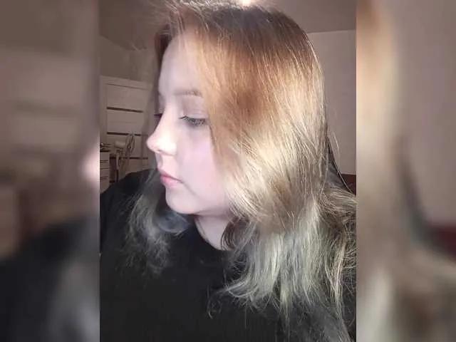 vaverika from BongaCams