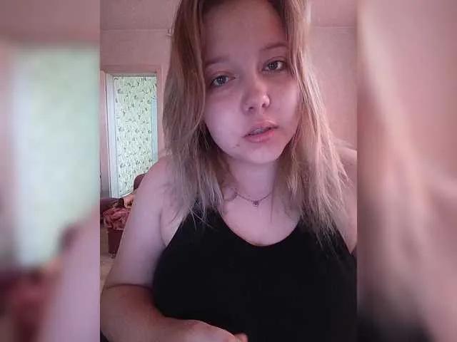 vaverika from BongaCams