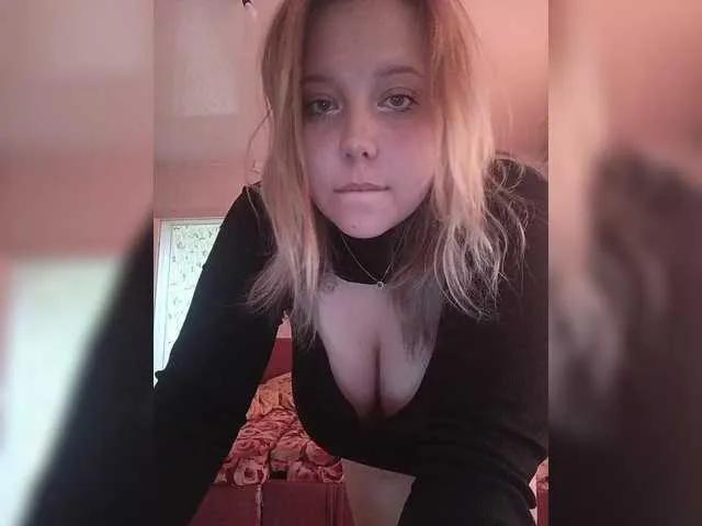 vaverika from BongaCams