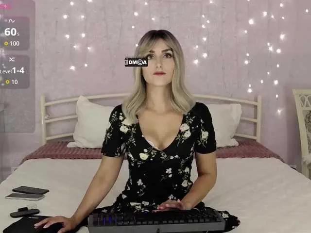 Versavia from BongaCams