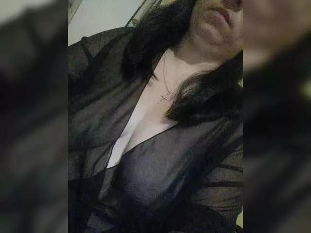Vitalina272127 from BongaCams