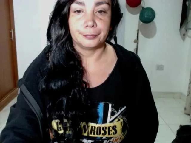 Vivian-milf-paint from BongaCams