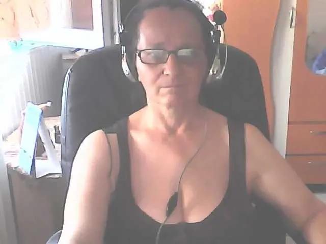 vivianerose from BongaCams