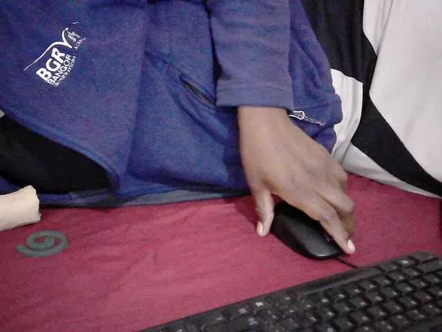 Vivvy-Queen from BongaCams