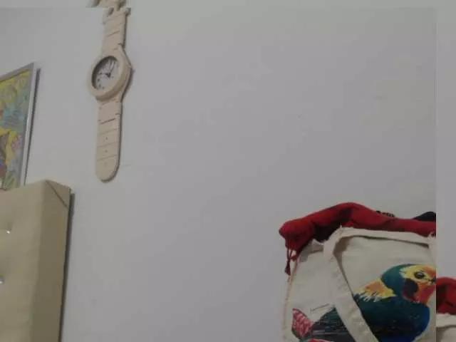 Yayishotsexyw from BongaCams