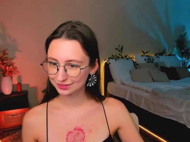 YourLovellyStory from BongaCams is Freechat