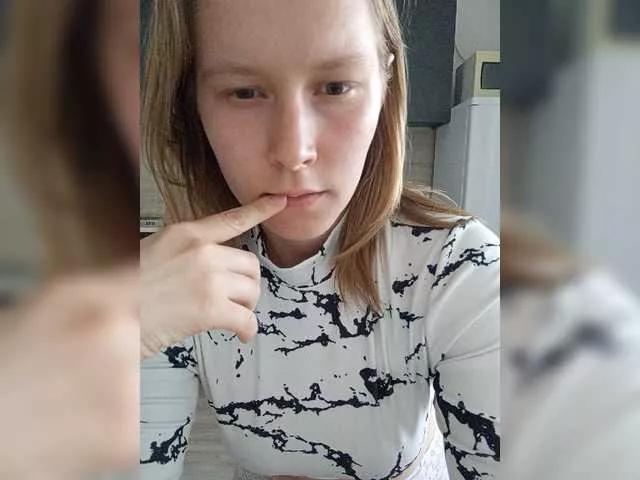 Yumi-Yumi from BongaCams is Freechat