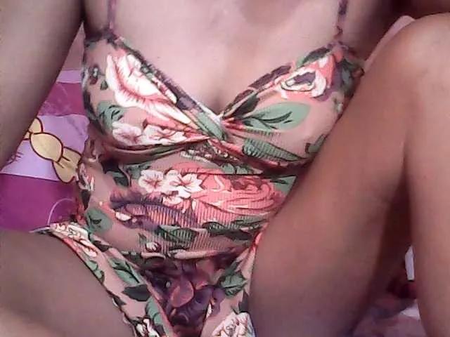 Yummyasian22 from BongaCams