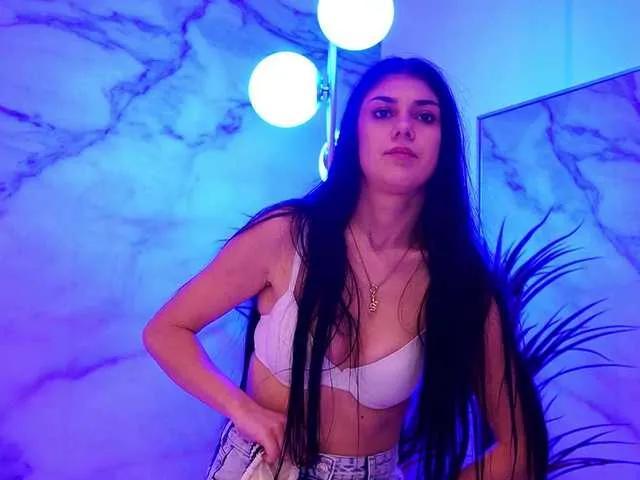 ZaraCapri from BongaCams