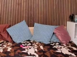 lexyluvx from CamSoda is Freechat