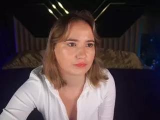 sofiebloom from CamSoda is Freechat