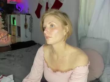 akgingersnaps from Chaturbate