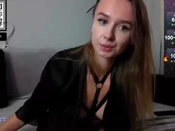 alisainextdoor from Chaturbate is Freechat