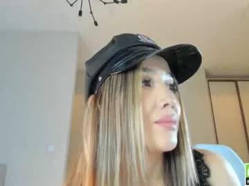Admire 18 cams. Sexy Free Models.