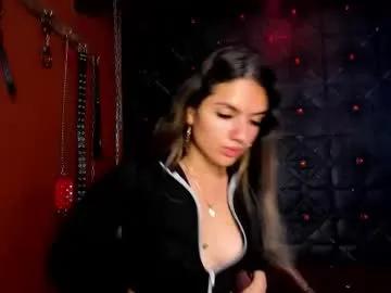 Annavi_ from Chaturbate