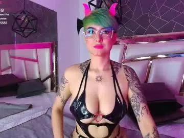 Annie_swan from Chaturbate