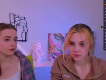 aria_moo from Chaturbate