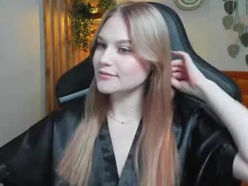 Ariawell from Chaturbate