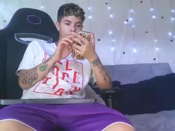 aron739_ from Chaturbate is Freechat