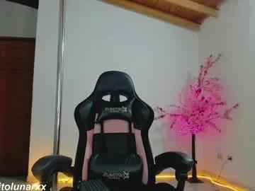 Aurabonett from Chaturbate
