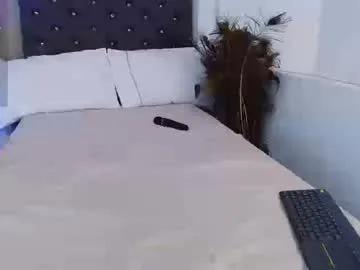 Azaria_w from Chaturbate