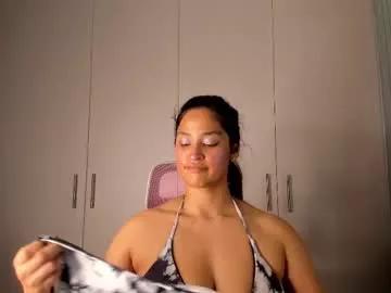 bella_pocahontas3 from Chaturbate