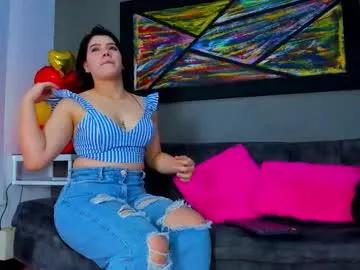Bella_sstone from Chaturbate