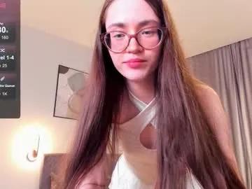 bellacatlovesmeat from Chaturbate is Freechat