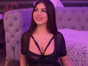 Bellanoirre from Chaturbate