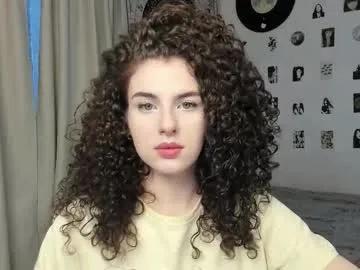 Brookchills from Chaturbate