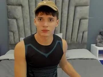 bruno_bellini from Chaturbate is Freechat