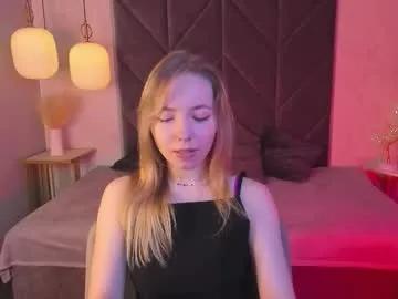 Callmenora from Chaturbate