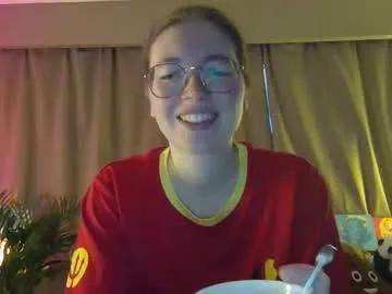 cheekynightowl from Chaturbate