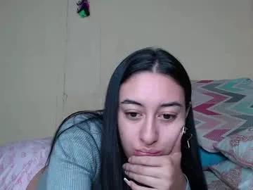 chloe_vahos on Chaturbate