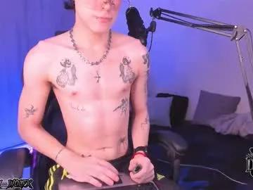 Cinnamon_boyxxx from Chaturbate