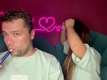Deeplookscouple from Chaturbate