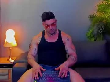 Dennis_cox_ from Chaturbate