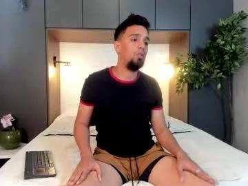 edward_maxx from Chaturbate is Freechat