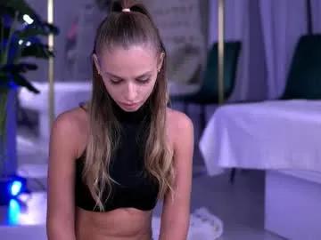 elarashine from Chaturbate is Freechat