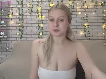 emiliaduchess from Chaturbate is Freechat