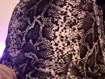 Emmakros from Chaturbate