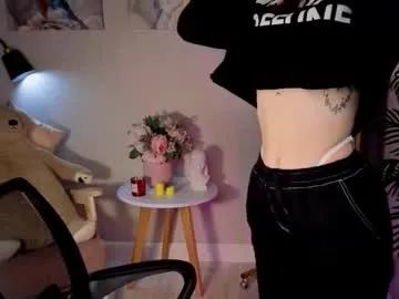 enchanted_bella from Chaturbate is Freechat