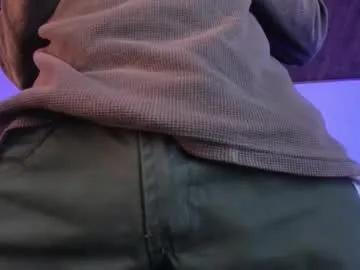 eross_guyy from Chaturbate is Freechat