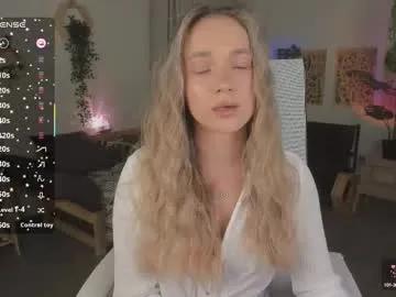 Eviegreens from Chaturbate