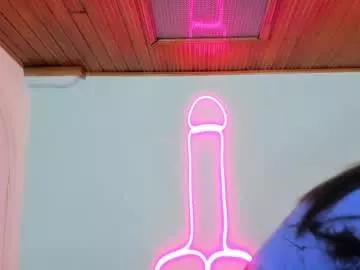 Gennesis_love from Chaturbate