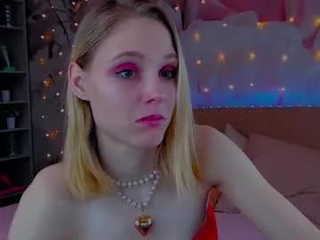 ginaa_lovely from Chaturbate is Freechat