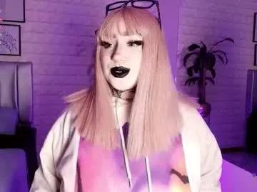 Greennbella from Chaturbate